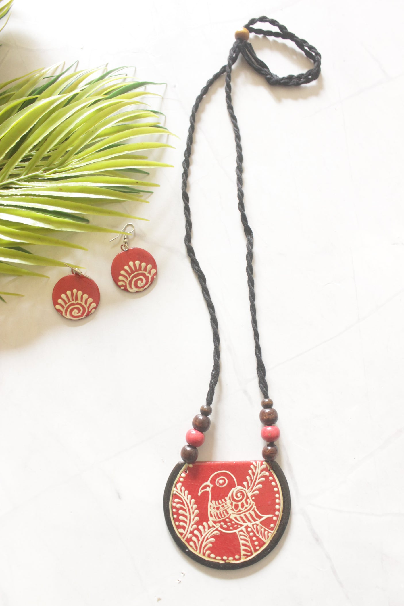 Red & Cream Hand-Painted Bird Motif Ceramic Necklace Set