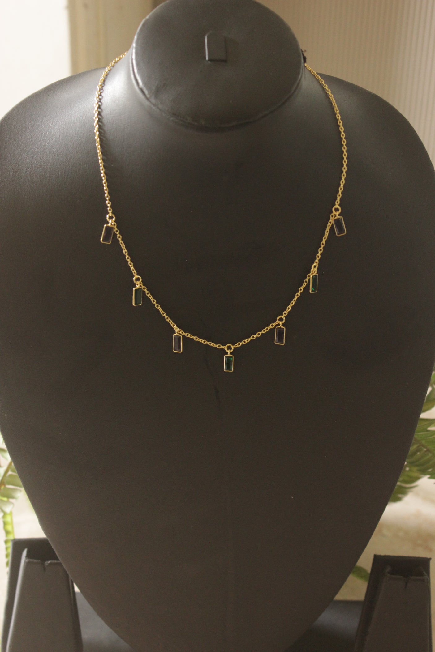 Gold-Toned Emerald and Lavender Crystal Dangle Necklace
