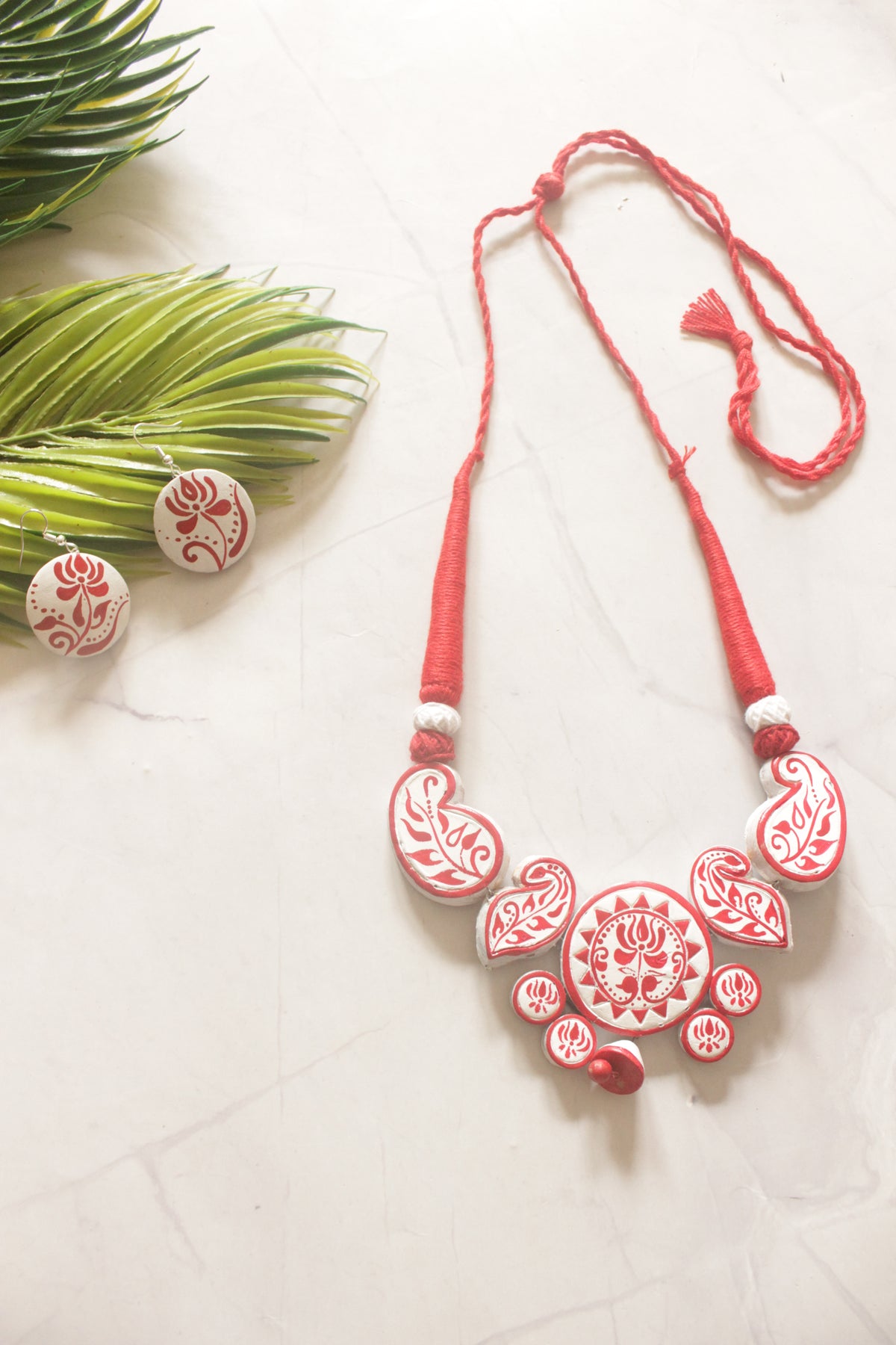 Red and White Lotus Flowers Hand Painted Terracotta Clay Choker Necklace Set