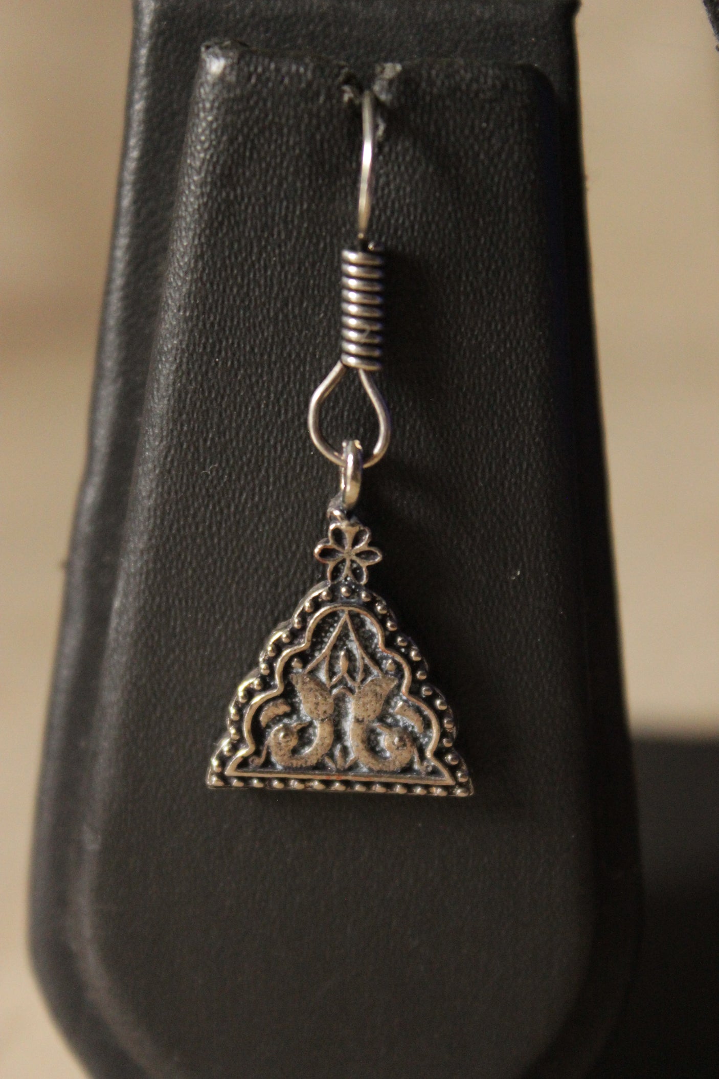 Banarasi Fabric Handcrafted Necklace Set with Braided Threads Closure