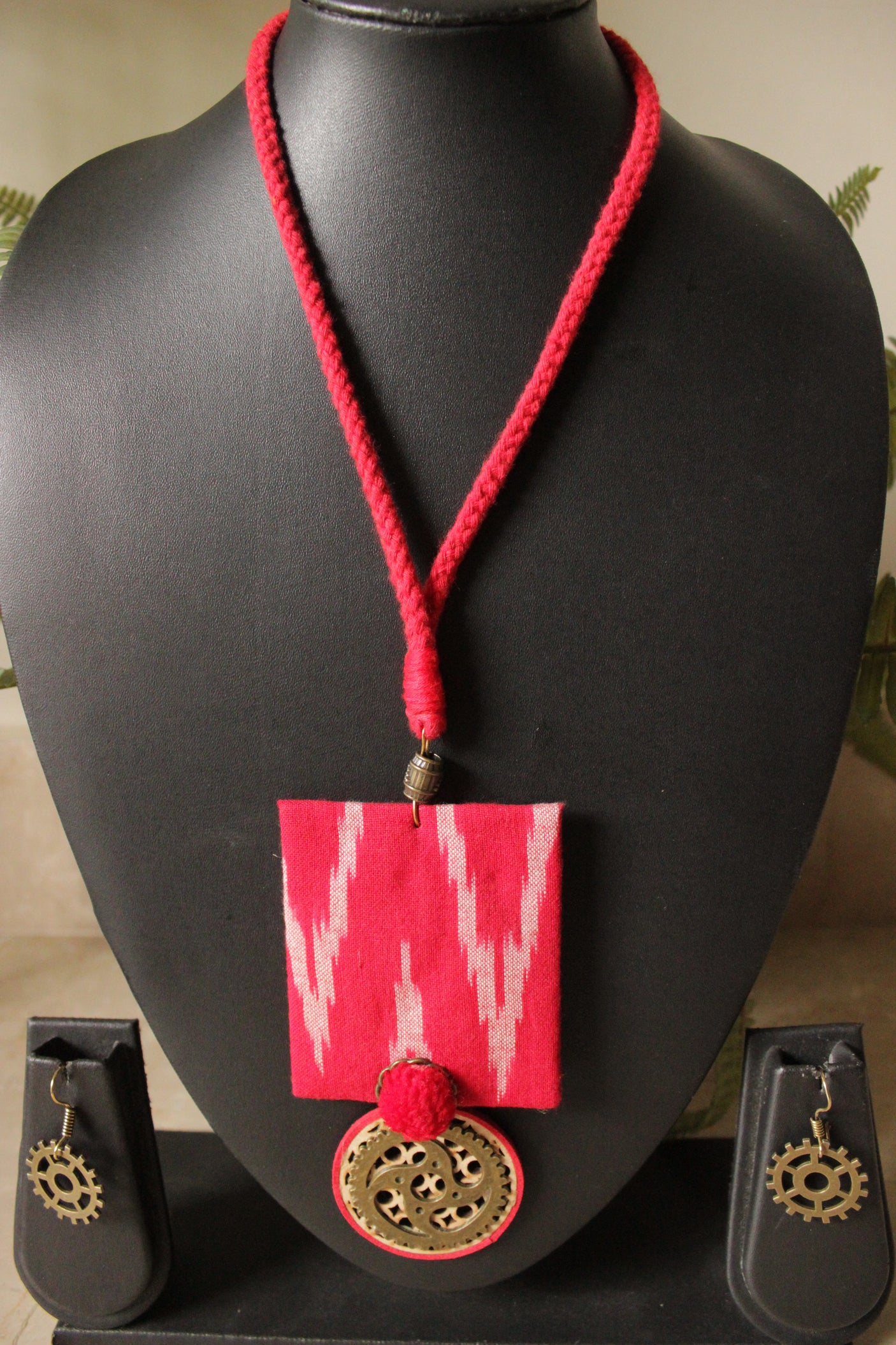 Ikat Fabric Adjustable Thread Closure Necklace Set with Antique Gold Finish Metal Accents