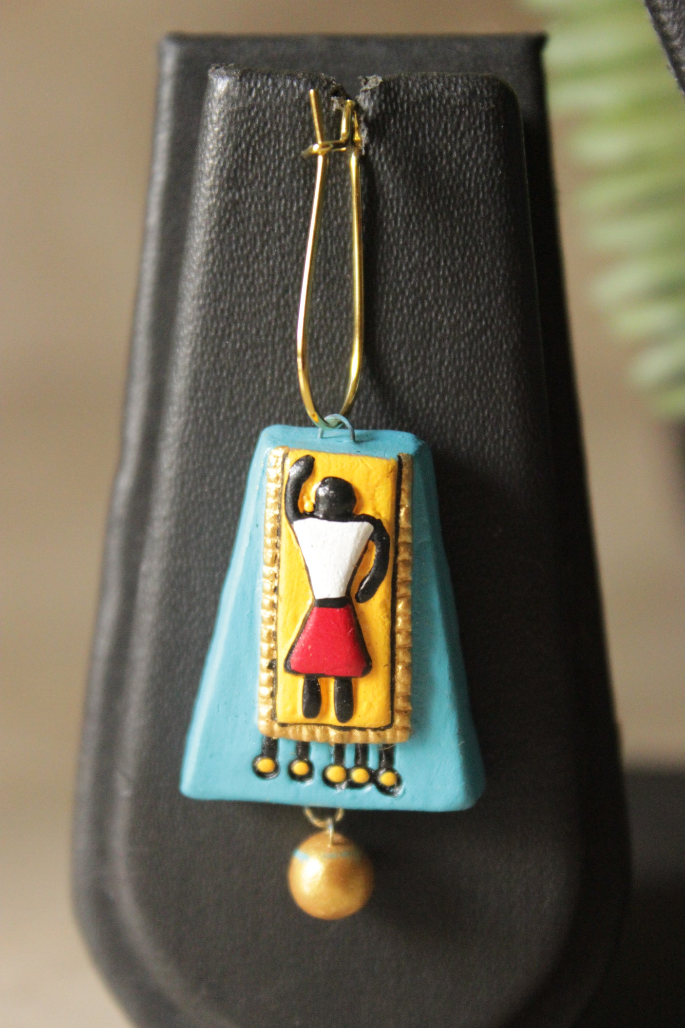 Hand Painted Tribal Motifs Adjustable Length Terracotta Clay Necklace Set