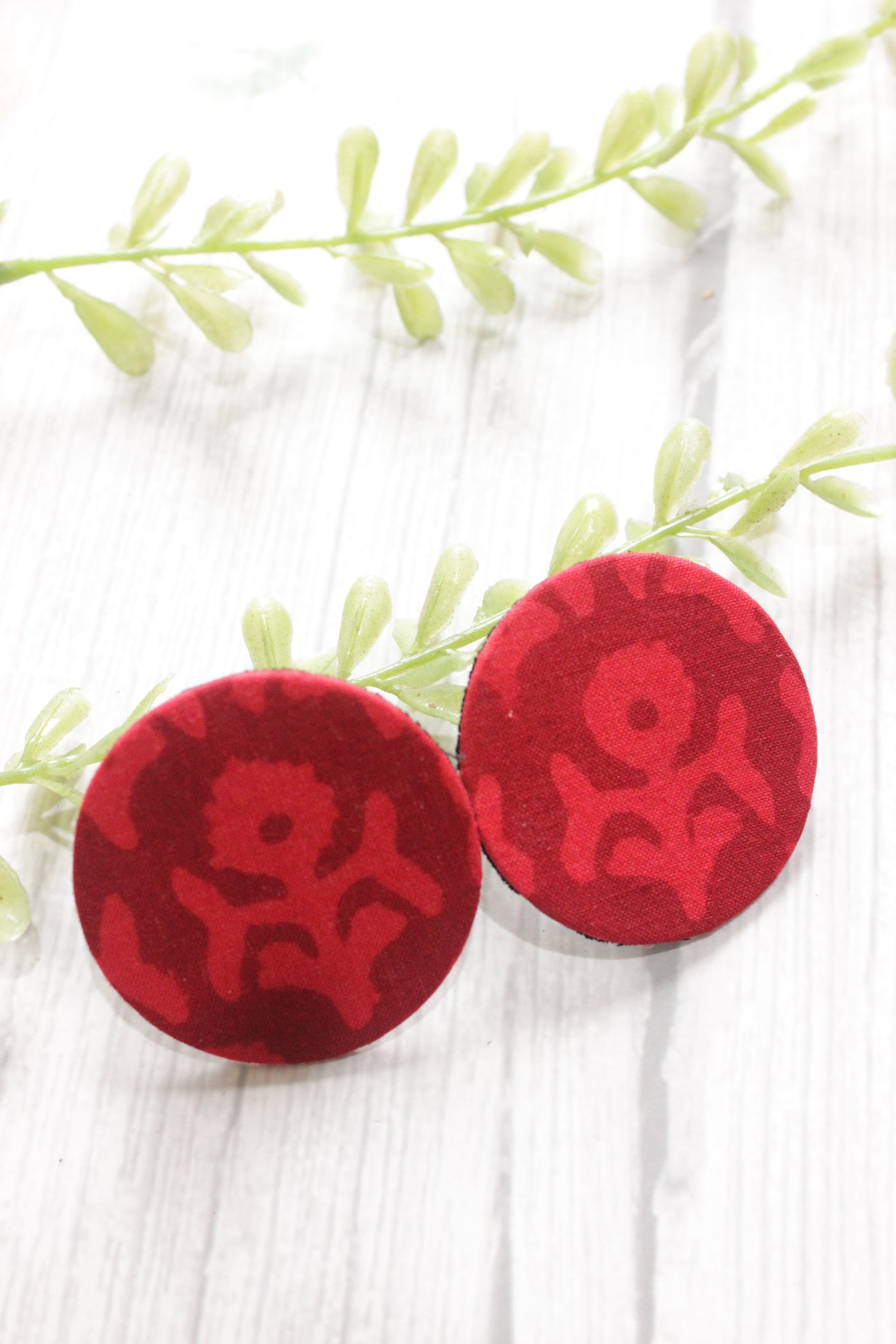 Indigo & Red Fabric Choker Necklace Set with Stud Earrings and Adjustable Thread Closure