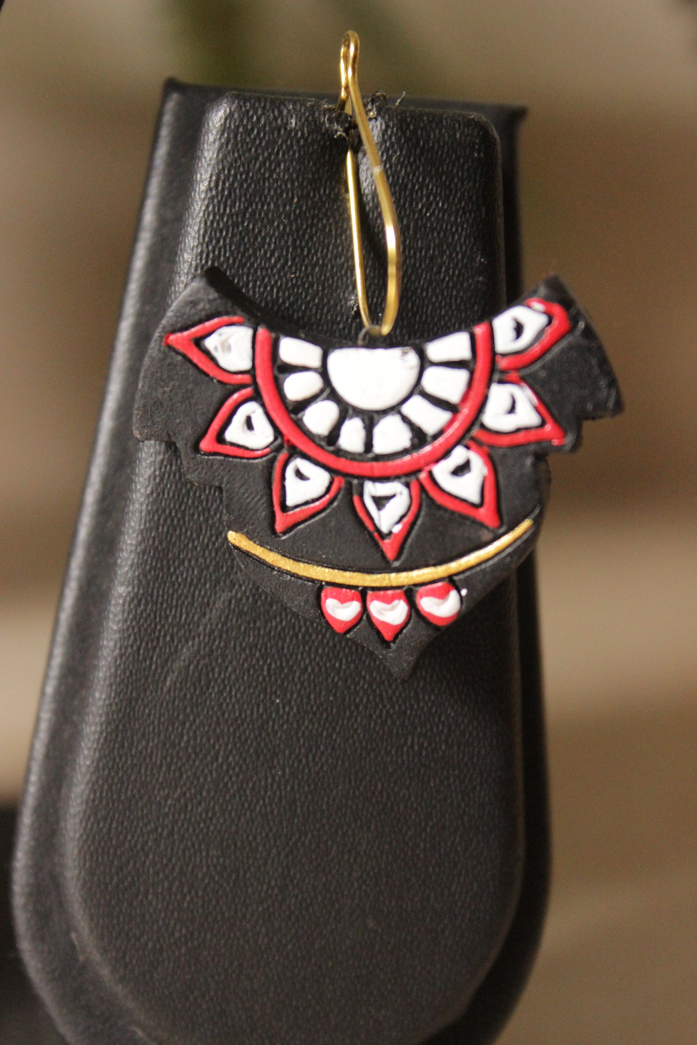 Intricately Detailed Black and Red Handcrafted Terracotta Clay Necklace Set