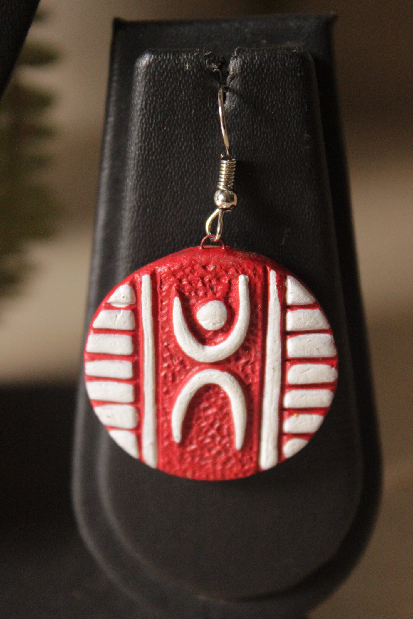 Red & White Handcrafted Terracotta Clay Neklace Set with Adjustable Thread Closure