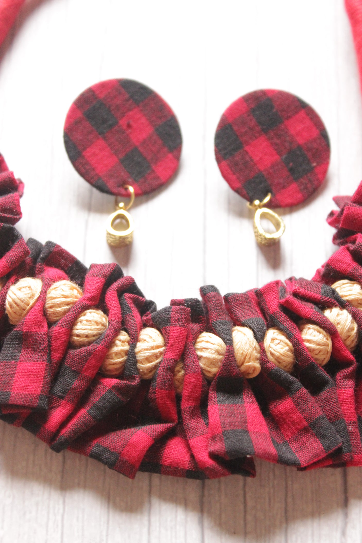 Bagpiper Fabric Handcrafted Adjustable Closure Fabric Necklace Set with Stud Earrings