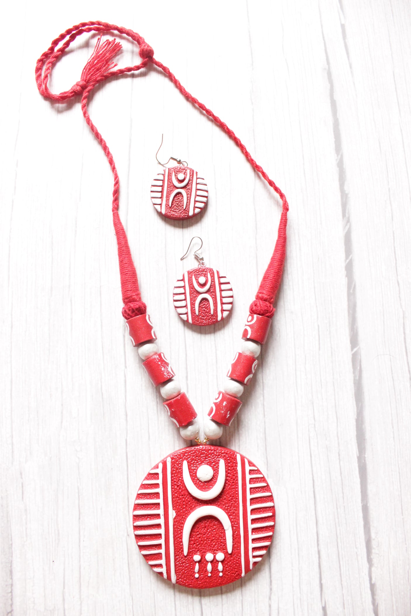 Red & White Handcrafted Terracotta Clay Neklace Set with Adjustable Thread Closure