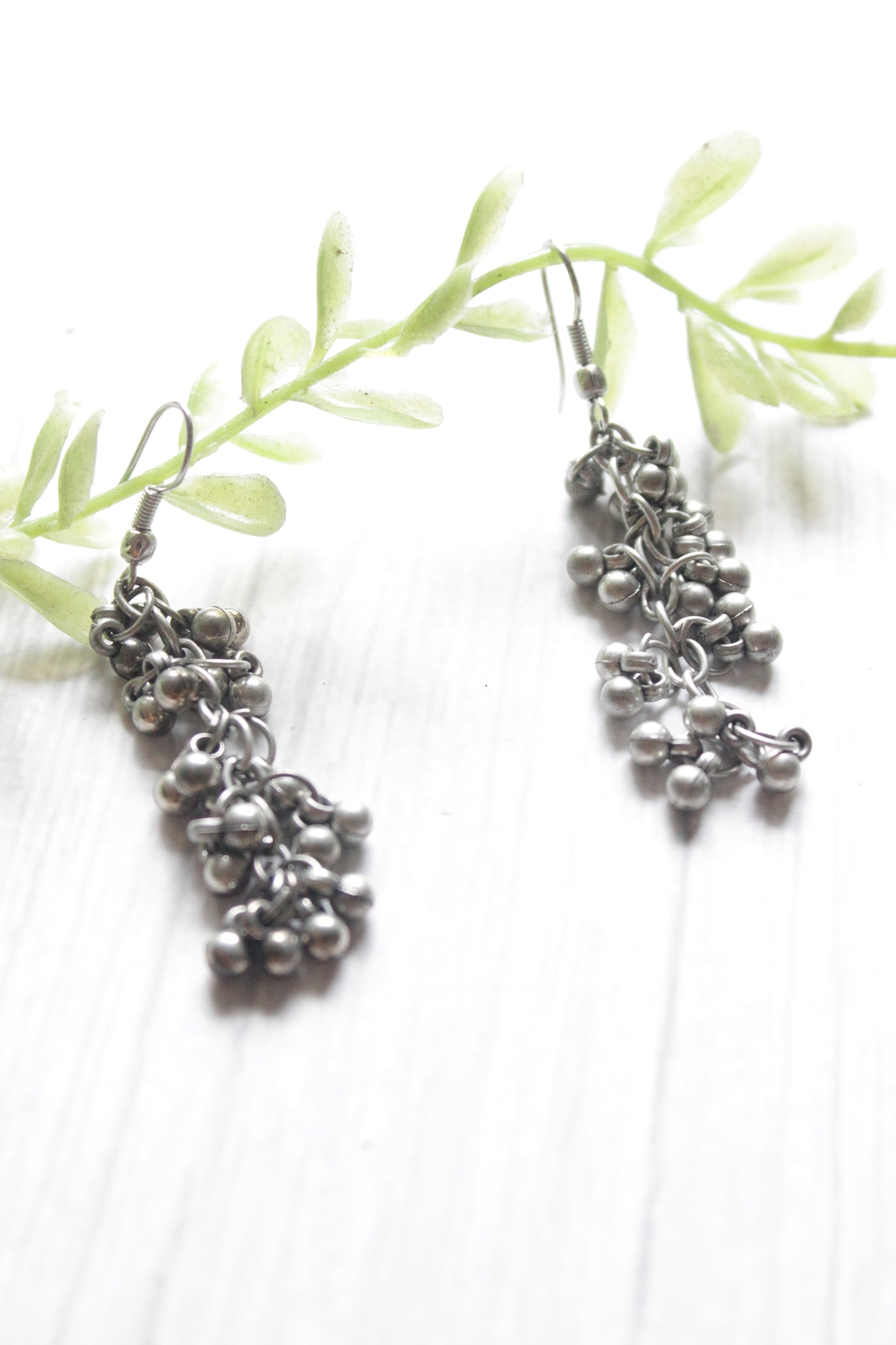 Metal Beads Embellished Dori Closure Oxidised Finish Chain Necklace