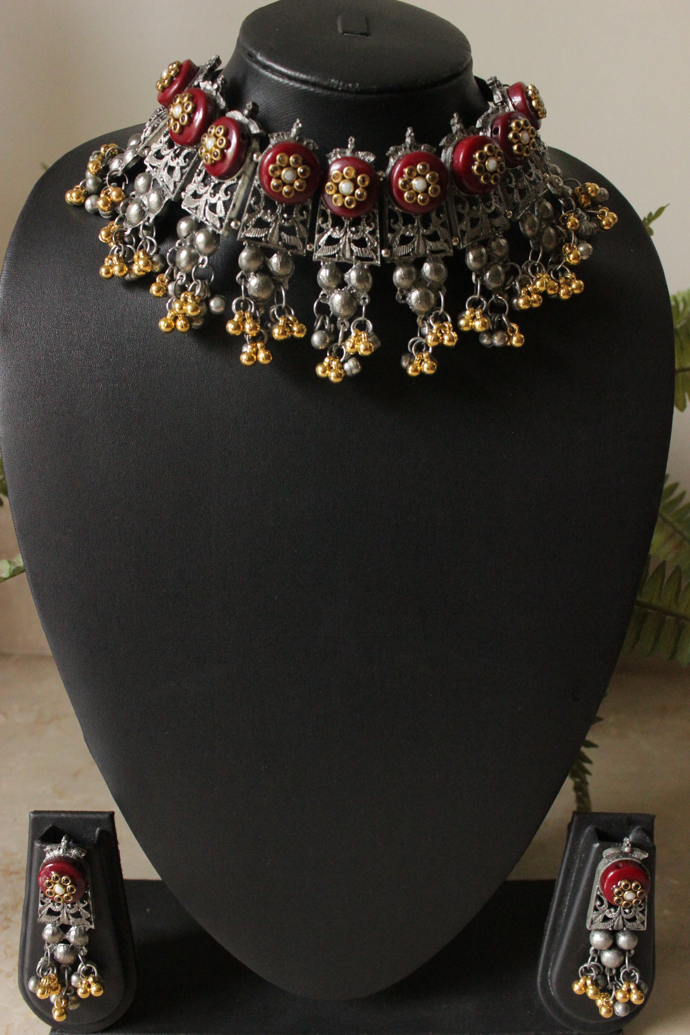 Dual Tone Elaborate Adjustable Length Dori Closure Choker Necklace Set