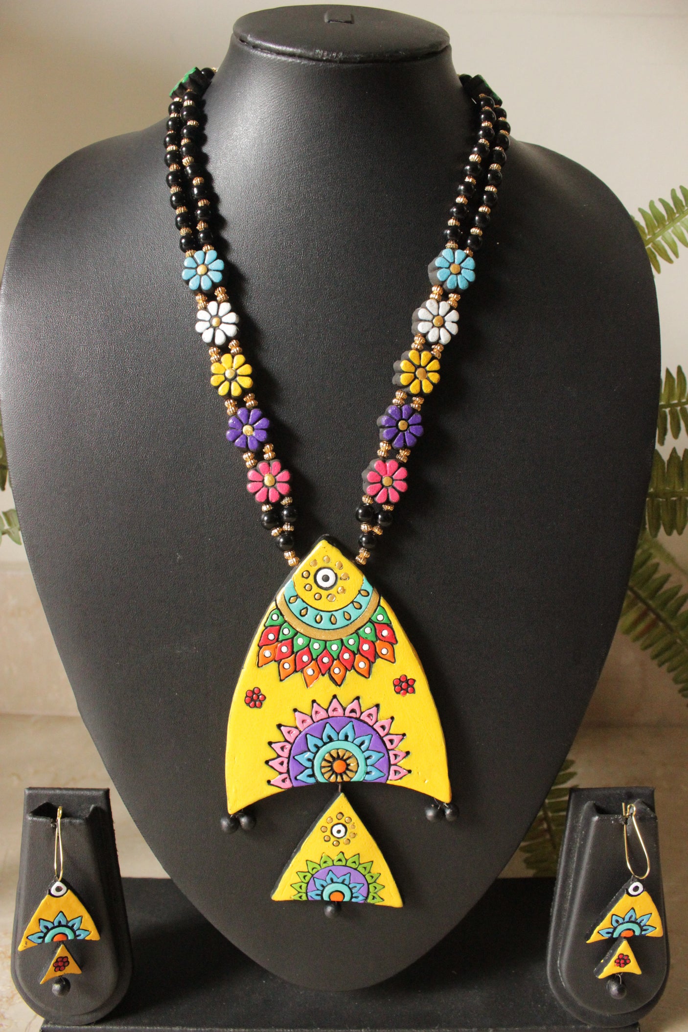 Fish Shaped Hand Painted Multi-Color Handcrafted Teracotta Clay Necklace Set