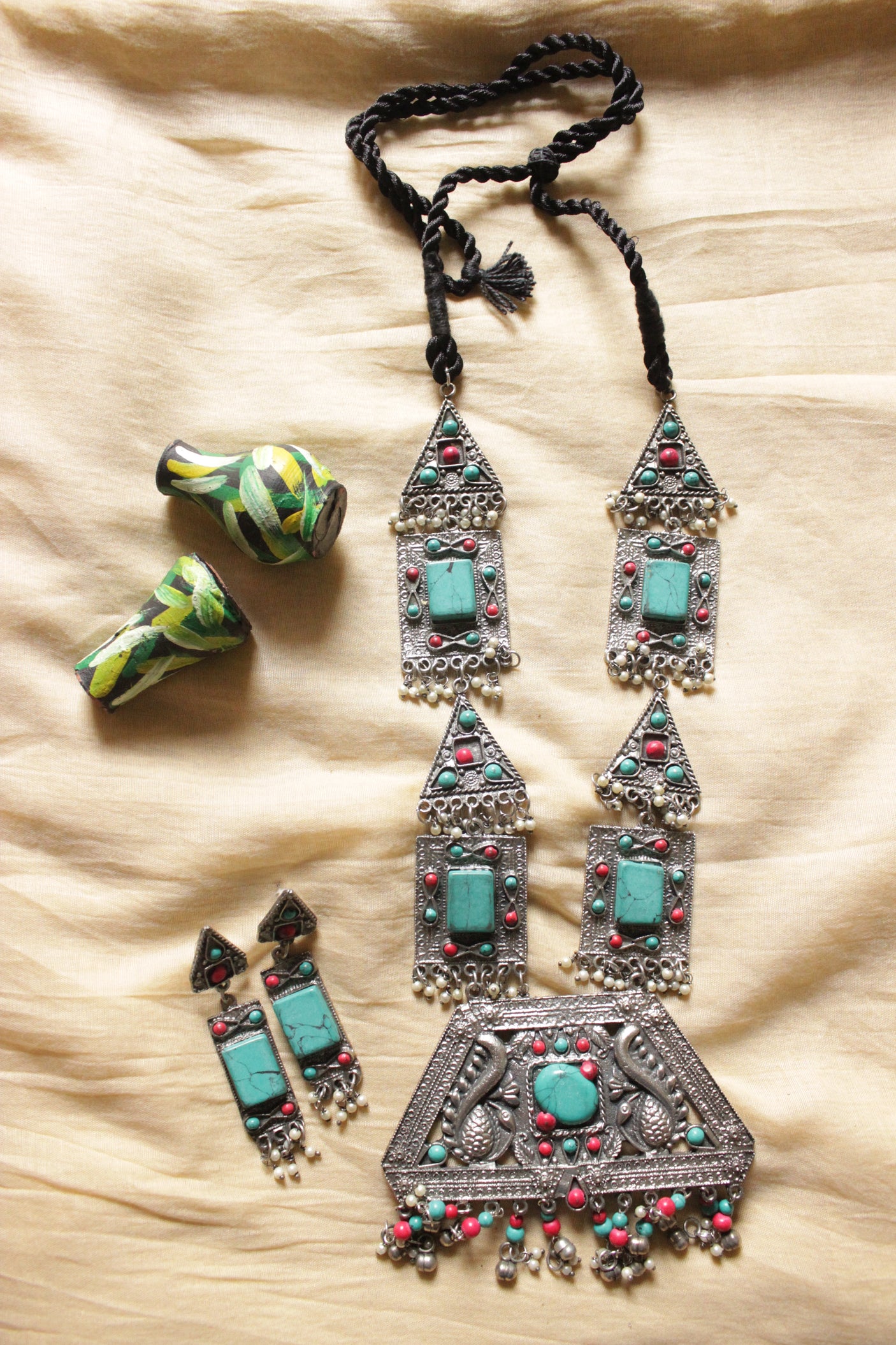 Elaborate Turquoise Natural Stones Embedded Tibetan Necklace Set