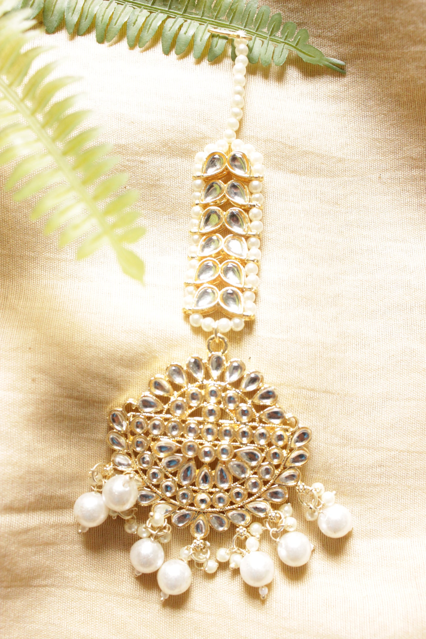 Kundan Stones Embedded Gold Toned Ethnic and Festive Maang Tikka