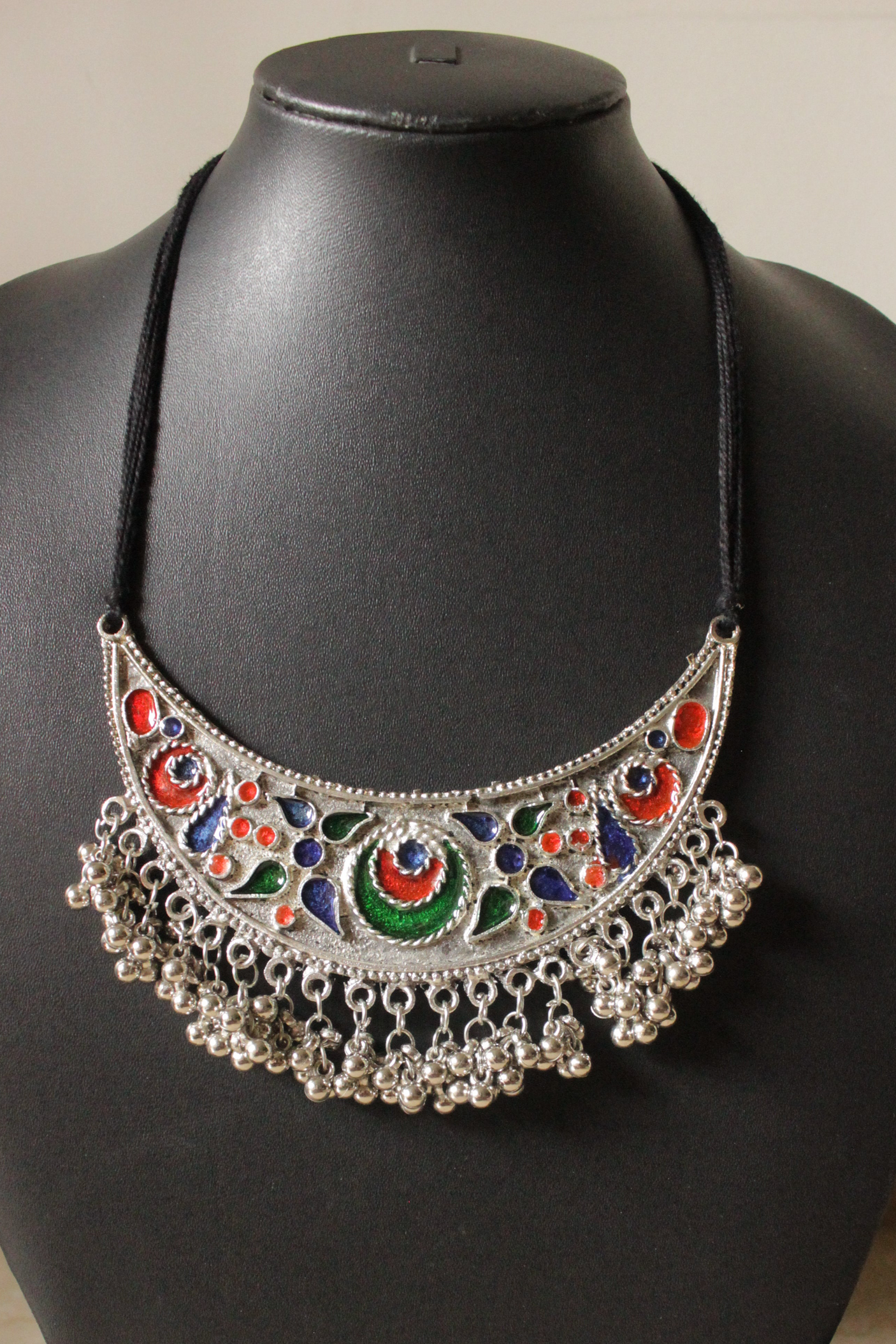 Green & Red Enamel Painted Silver Finish Adjustable Length Afghani Choker Necklace Set