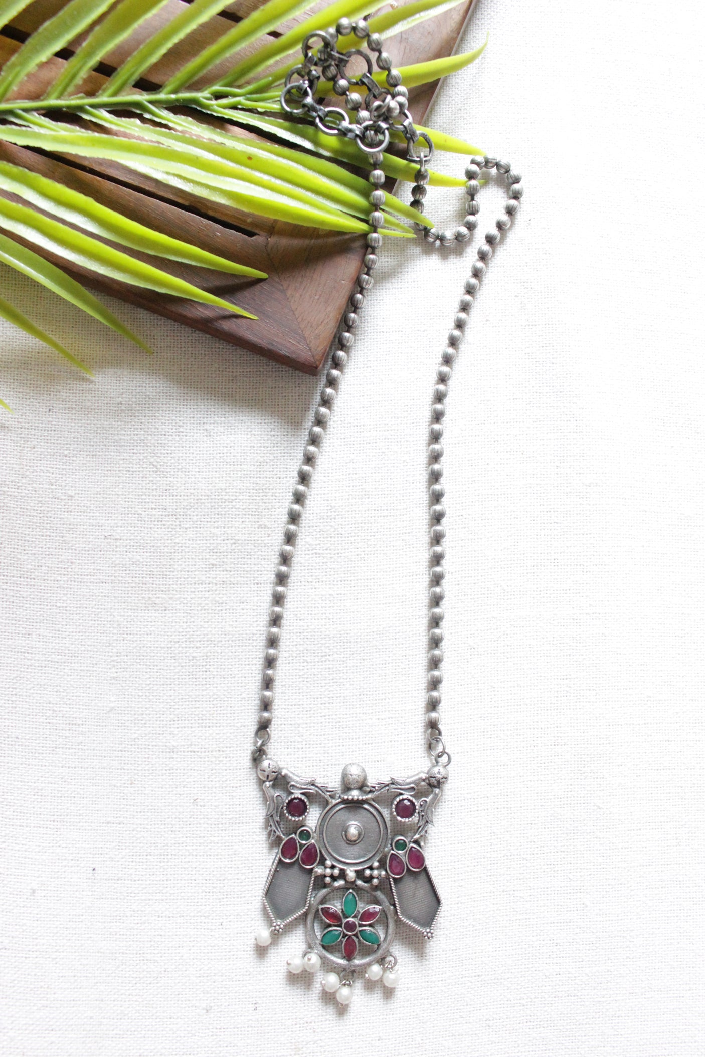 Flower Motifs Premium Oxidised Finish Glass Stones Embedded Cocktail Pendant Chain Necklace