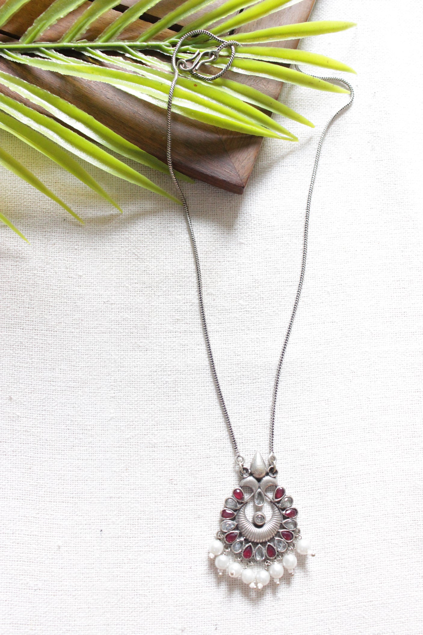 Delicate Tear Drop Premium Oxidised Finish Glass Stones Embedded Chain Necklace