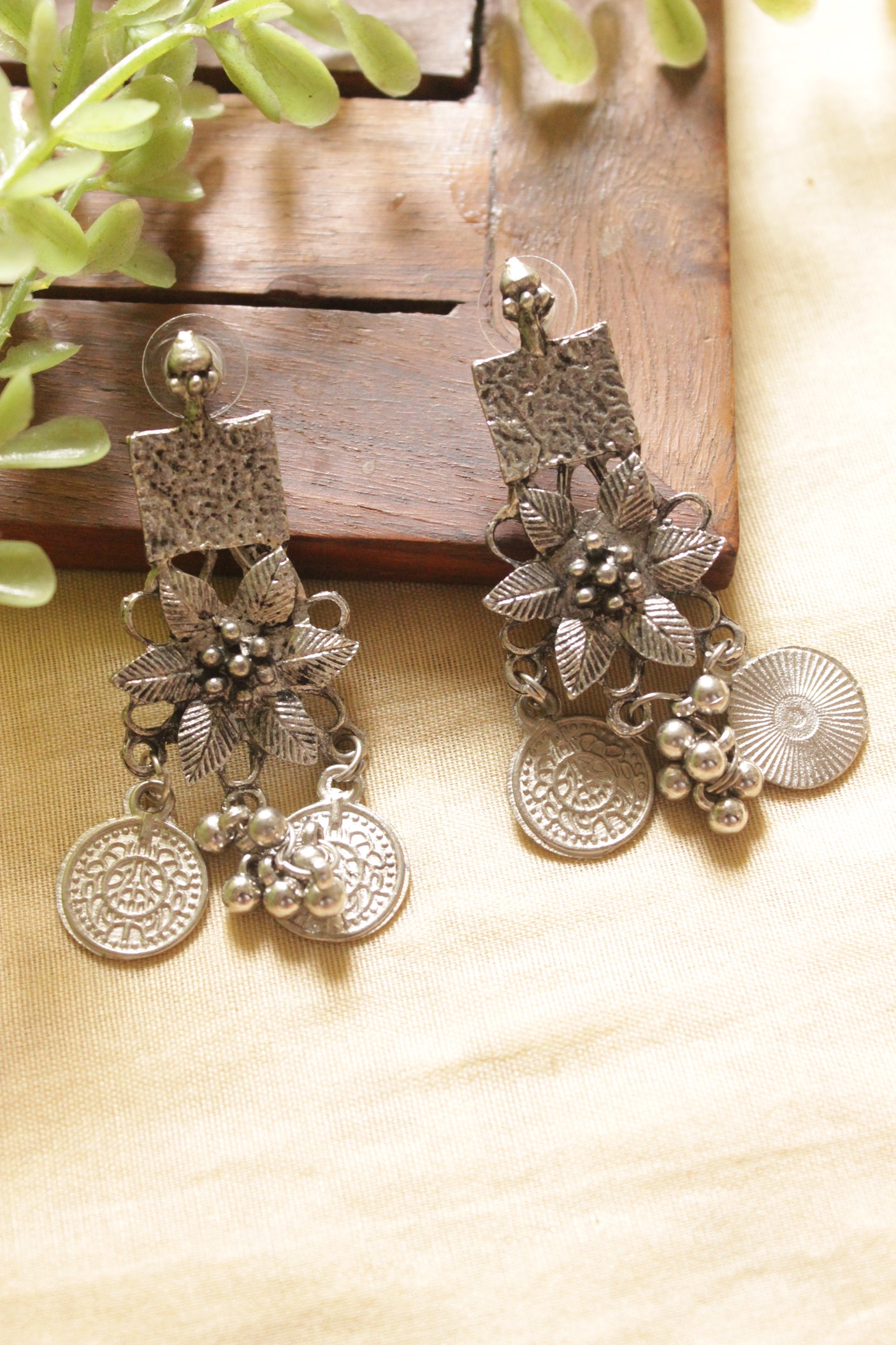 Flowers and Coins Silver Finish Elaborate Metal Choker Necklace Set with Adjustable Closure