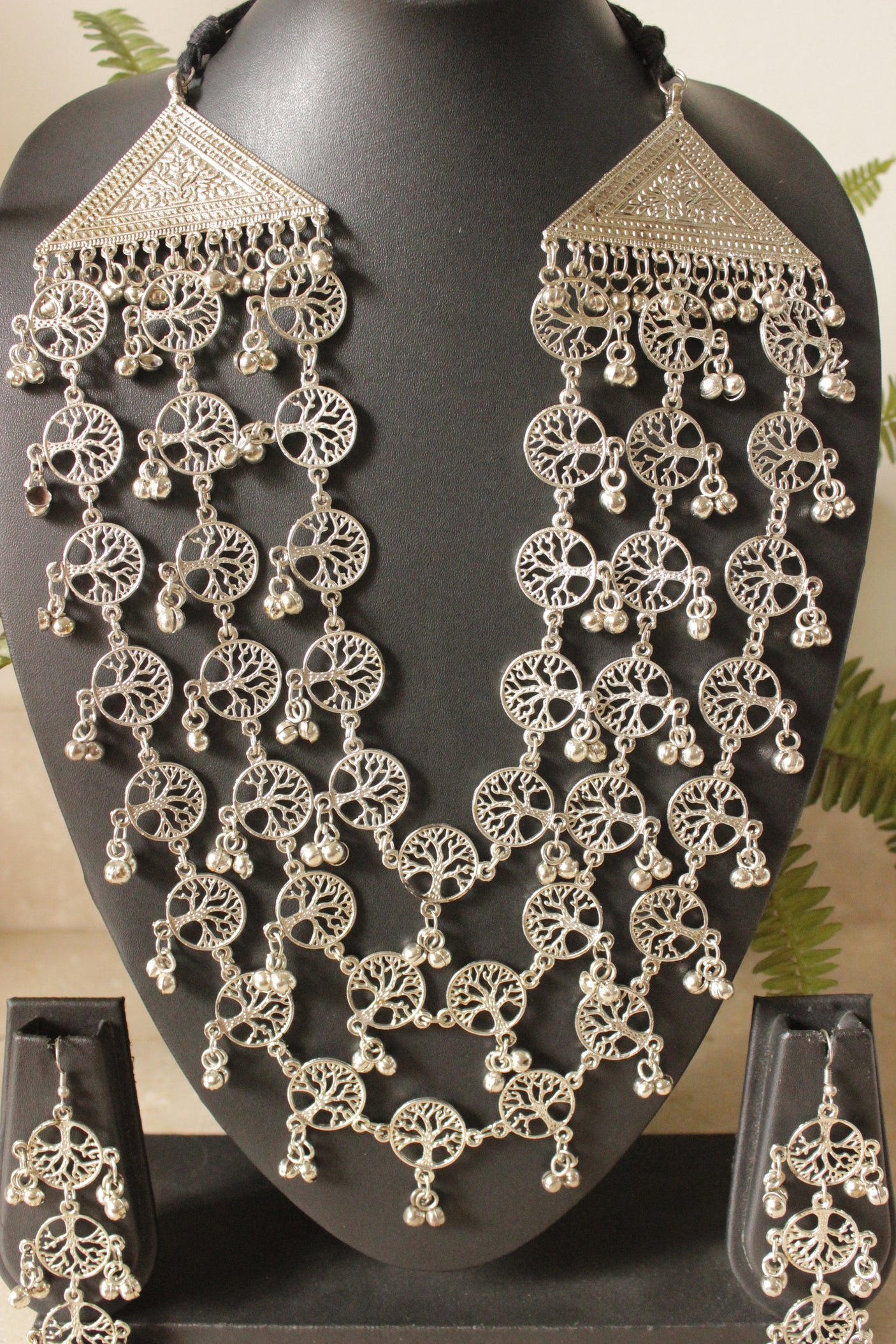 Three Layer Tree Motifs Silver Finish Adjustable Length Long Necklace Set
