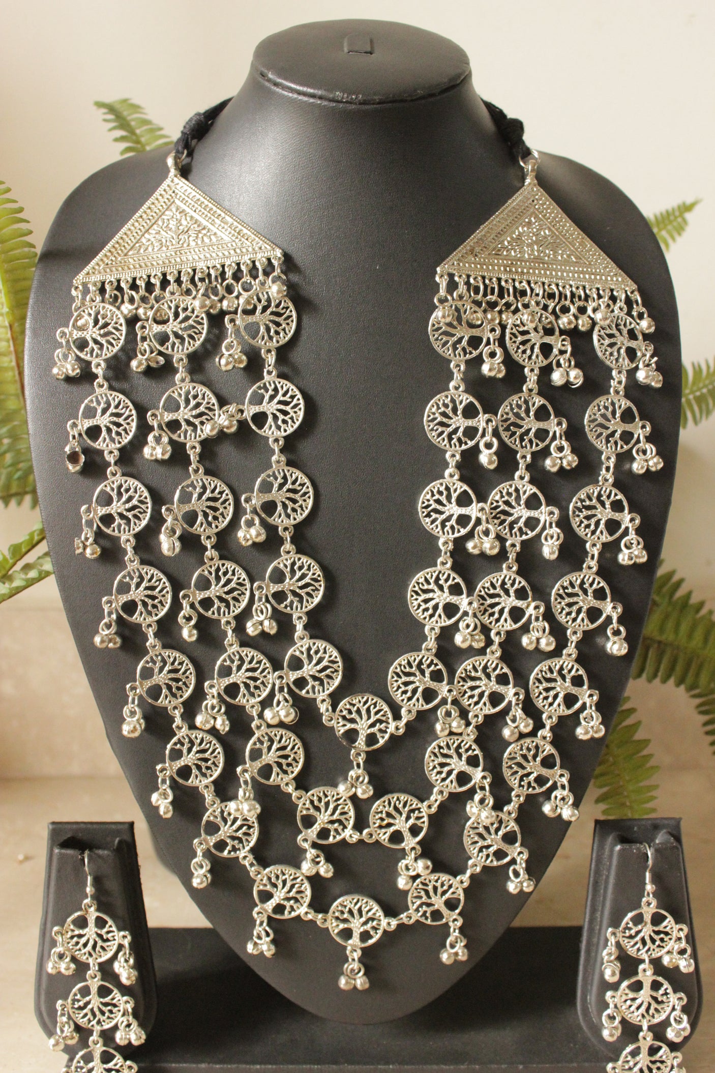 Three Layer Tree Motifs Silver Finish Adjustable Length Long Necklace Set