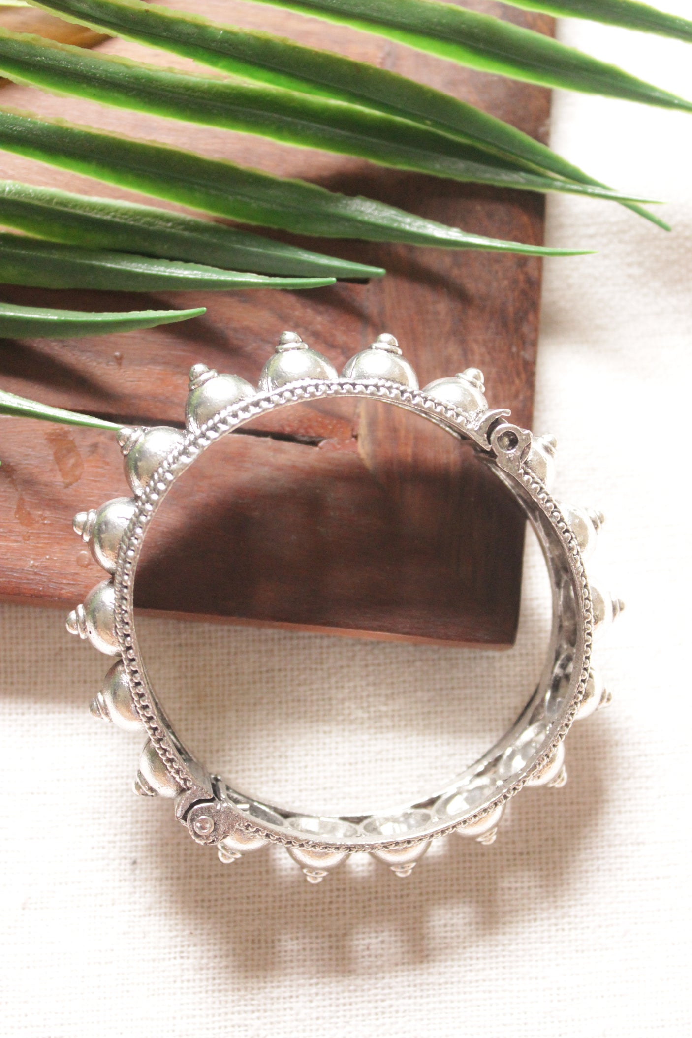 Silver Finish Adjustable Length Metal Bracelet
