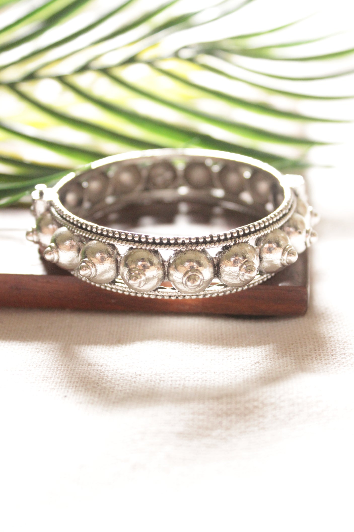 Silver Finish Adjustable Length Metal Bracelet