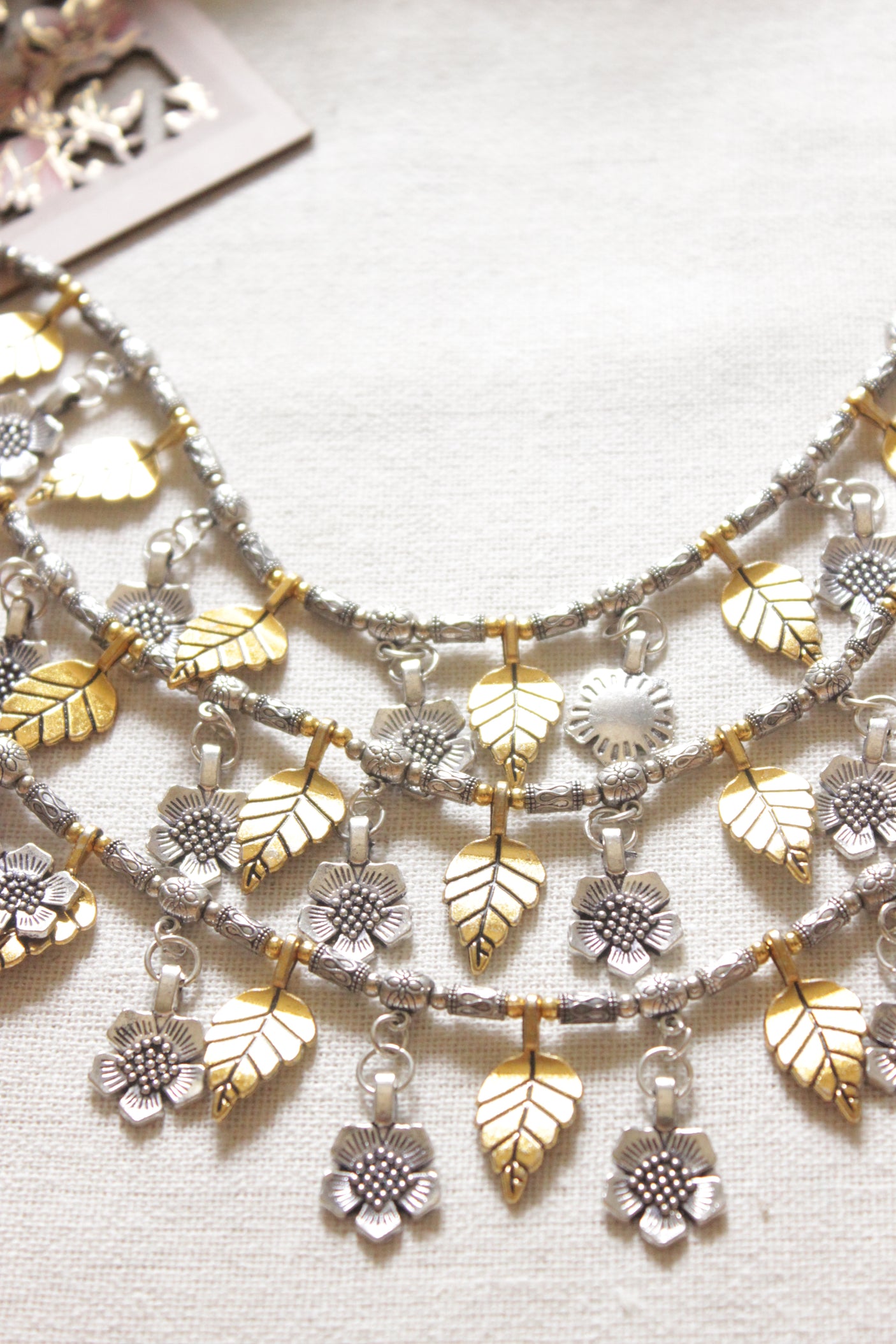 3 Layer Dual Tone Leaf and Flower Motifs Adjustable Closure Nekclace