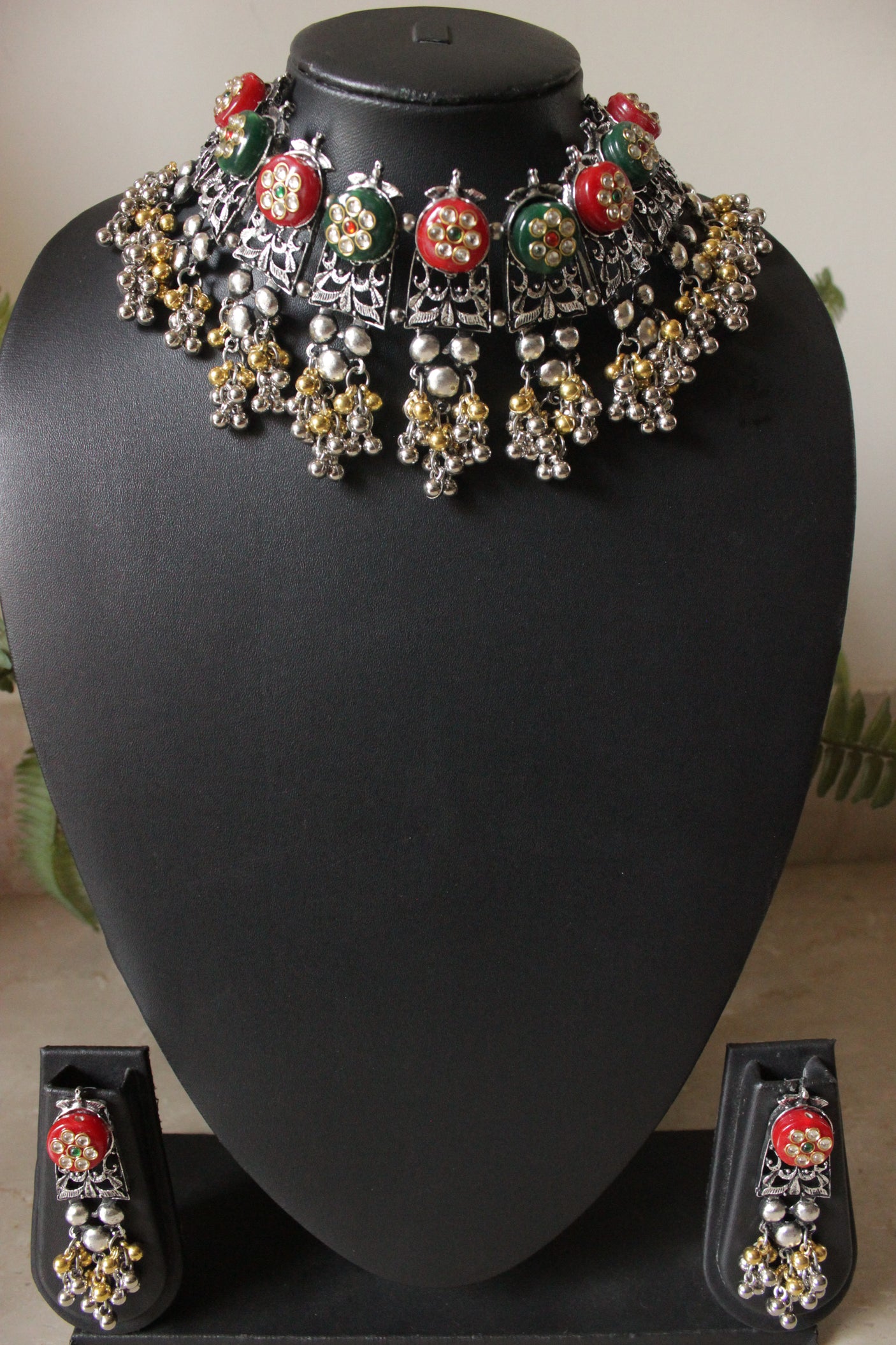 Dual Tone Red and Green Beads Adjustable Length Choker Necklace Set