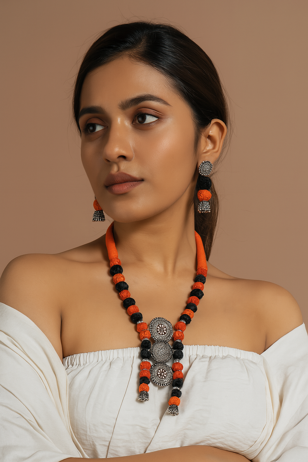 Fabric Beads Metal Work Necklace Set