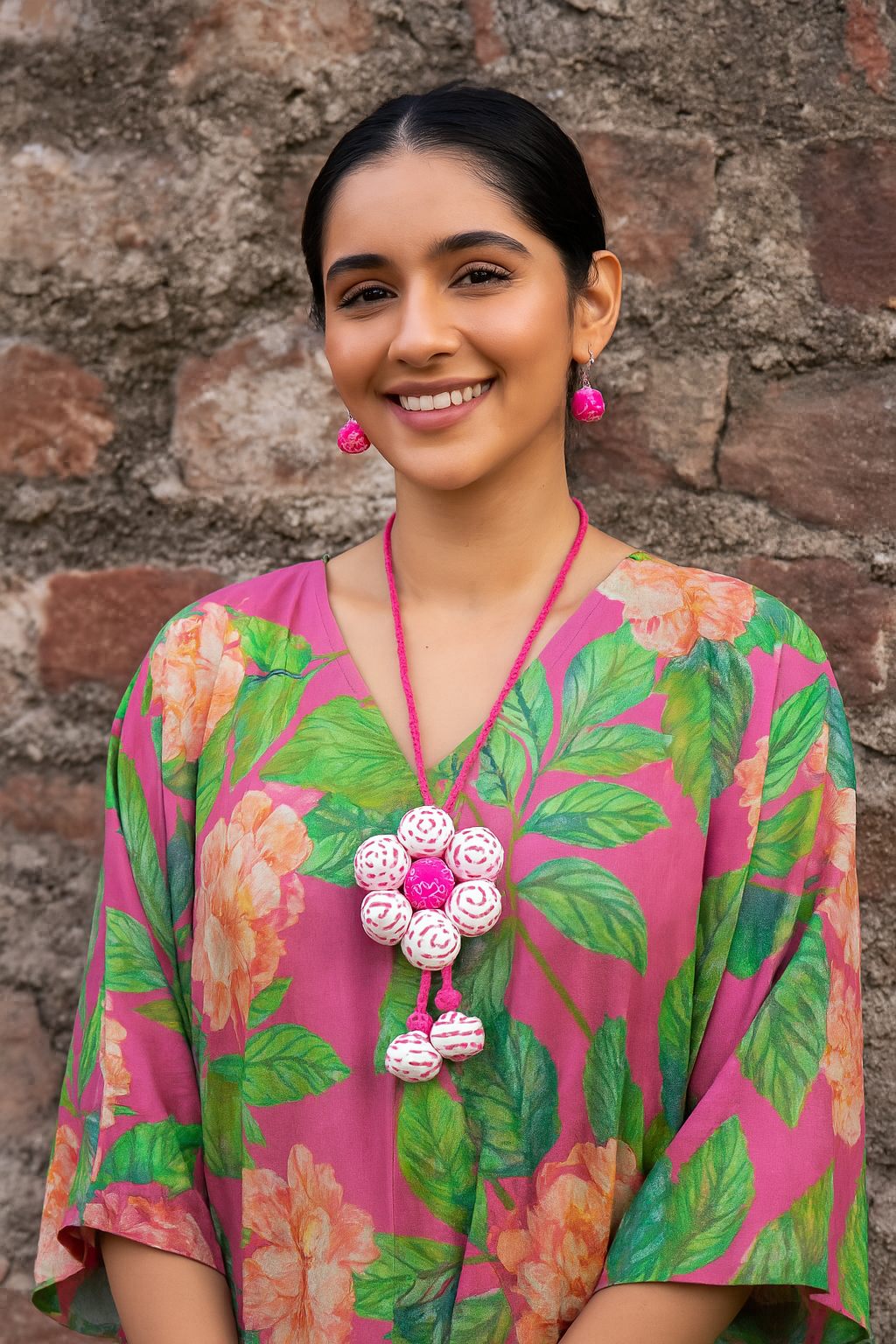 White and Pink Fabric Kantha Embroidered Flower Thread Closure Necklace Set