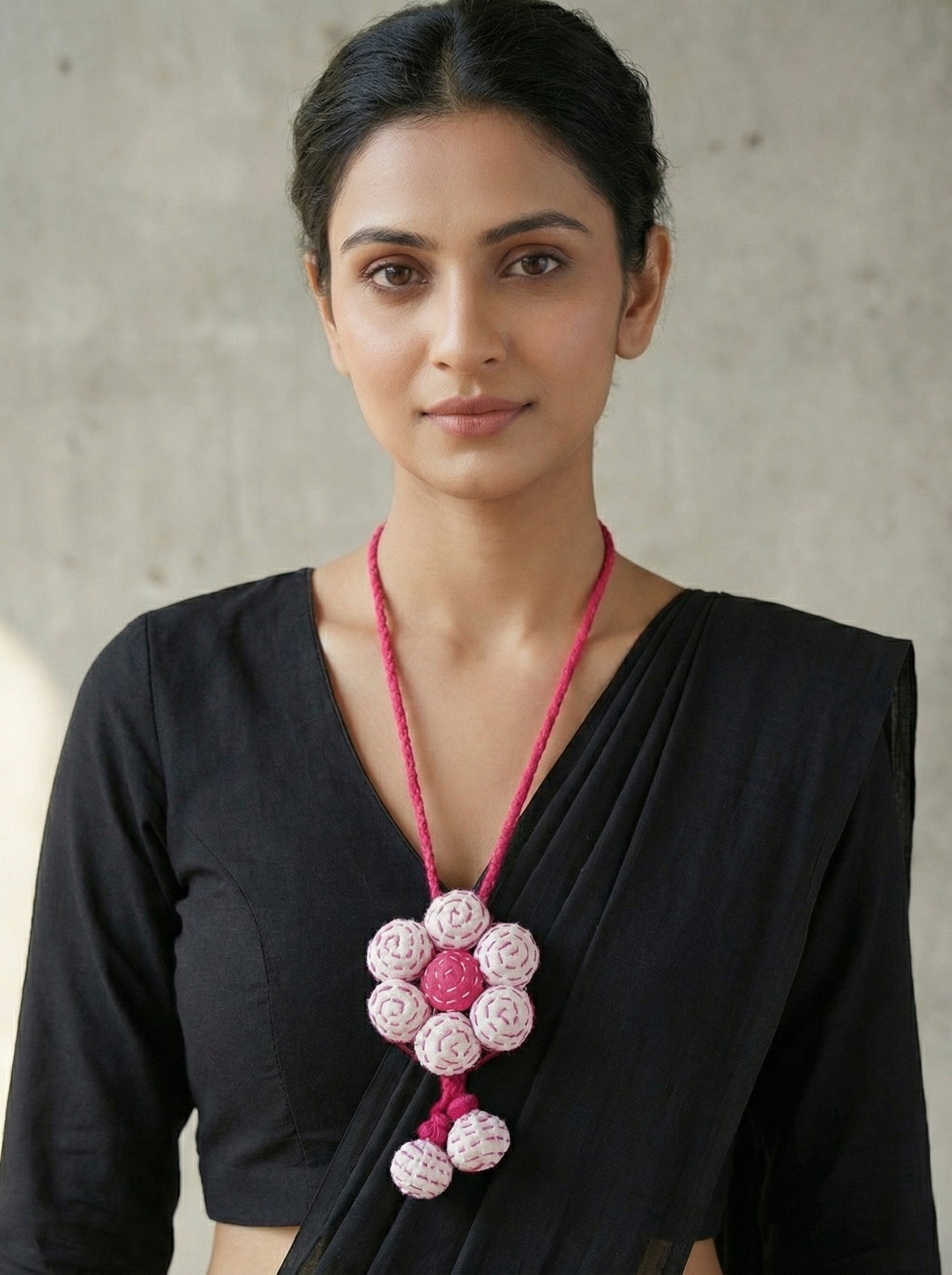 White and Pink Fabric Kantha Embroidered Flower Thread Closure Necklace Set