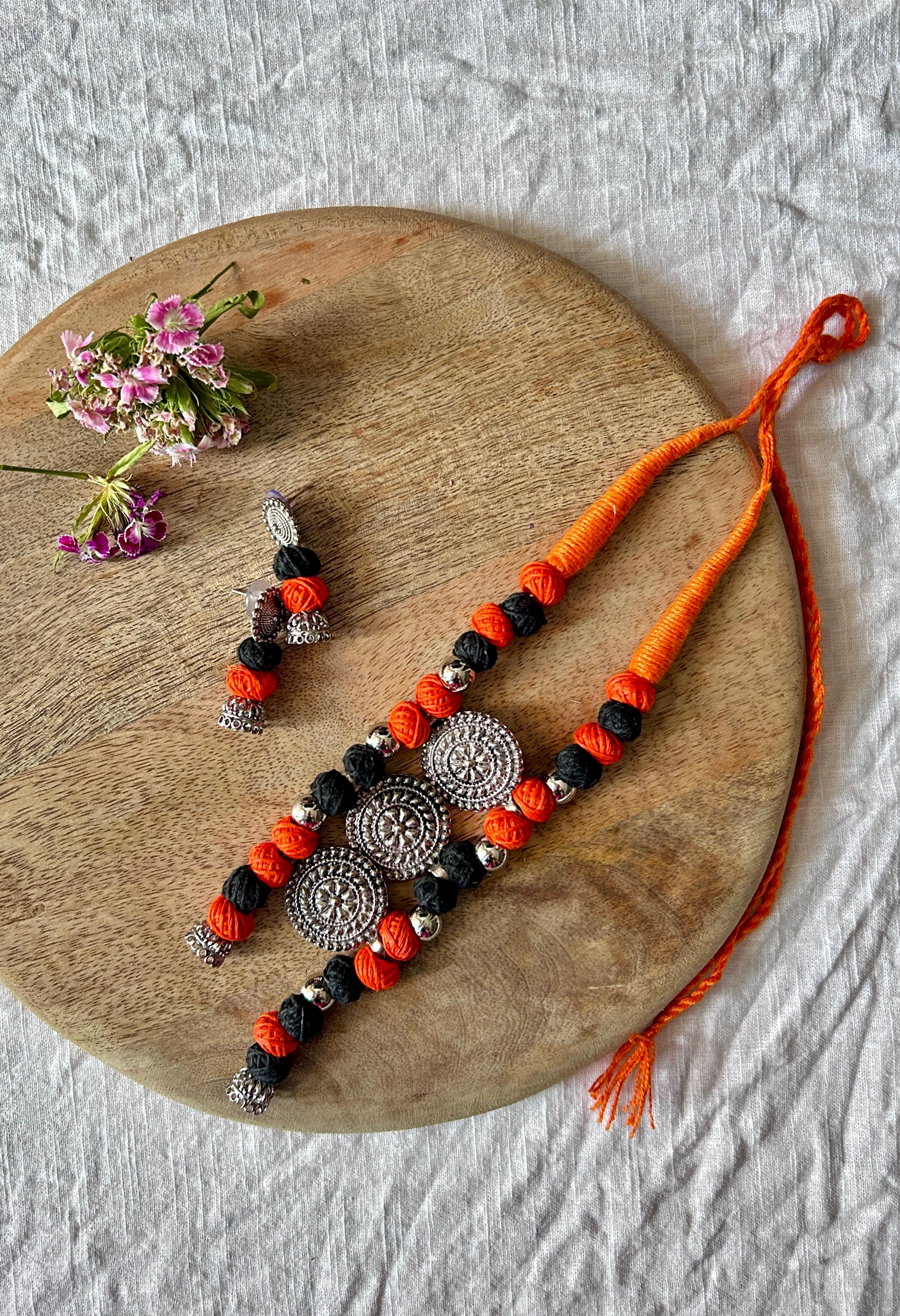 Fabric Beads Metal Work Necklace Set