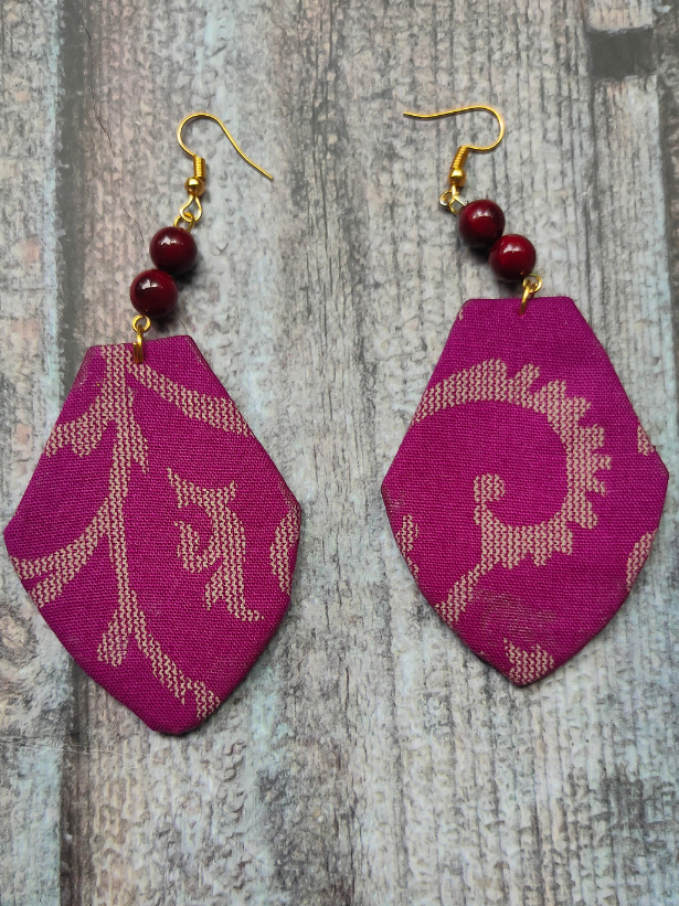 Festive Fuchsia Fabric Necklace Set with Wooden Beads Closure