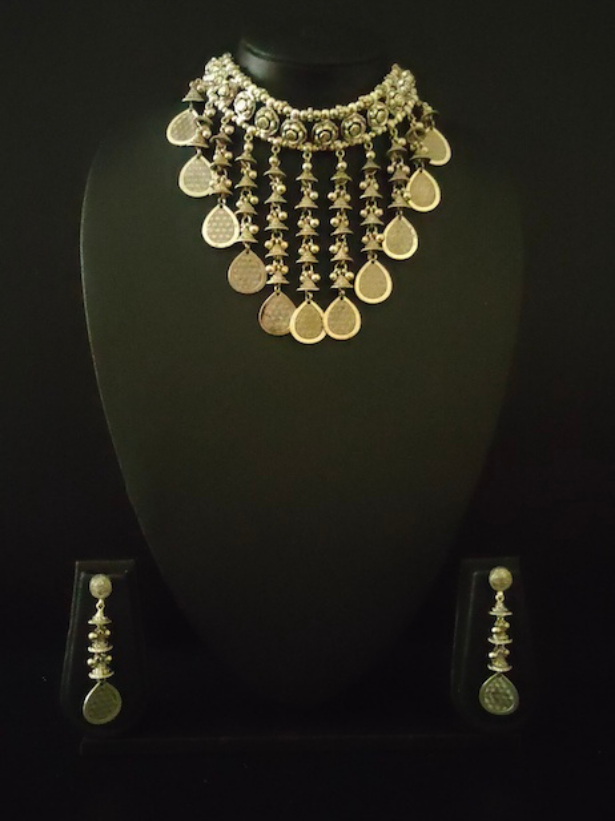 Metal Choker Necklace Set with Multiple Long Metal Beads Strands