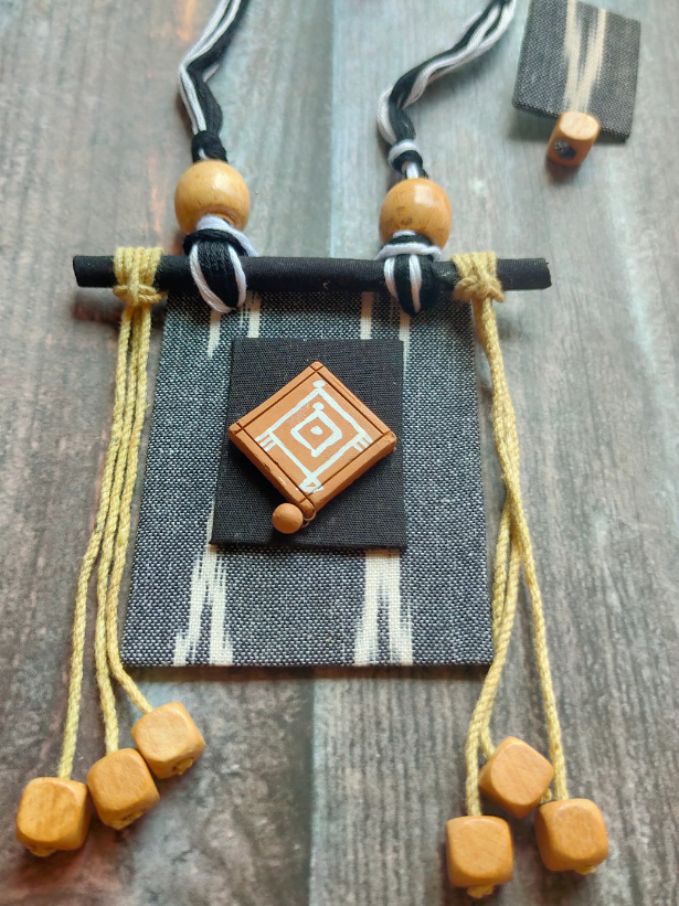 Grey Ikat Fabric Necklace Set with Wooden Beads Strands and Thread Closure