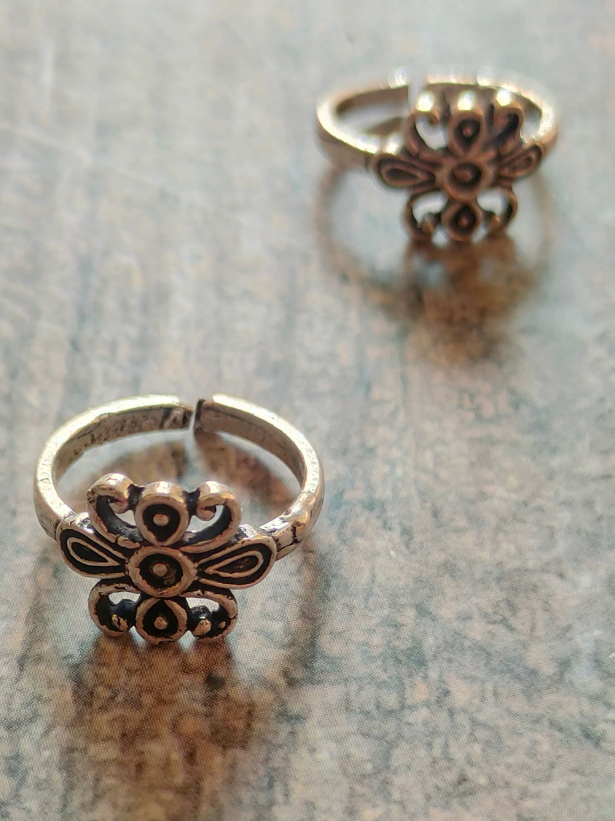 Set of 2 Silver Toe Rings
