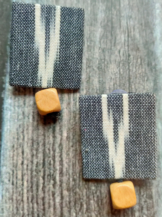 Grey Ikat Fabric Necklace Set with Wooden Beads Strands and Thread Closure