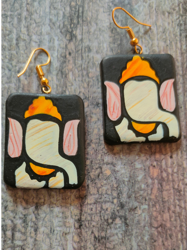 Handmade Ganesha Terracotta Necklace Set with Red Thread Closure