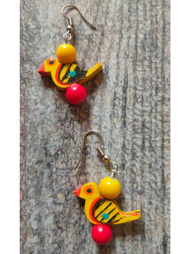 Fabric Necklace Set with Wooden Birds Motifs