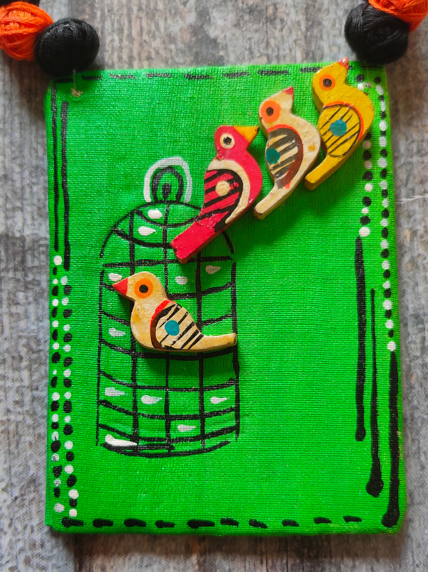 Fabric Necklace Set with Wooden Birds Motifs