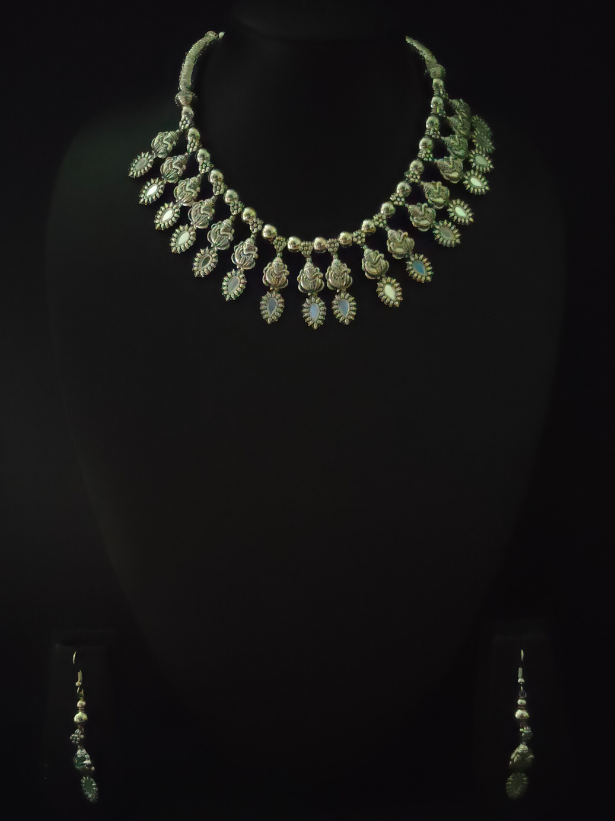 Petite Metal Necklace Set with Ganesha Motifs