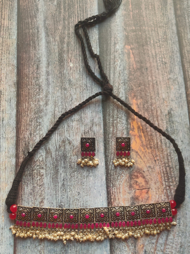 Choker Necklace Set with Embedded Stones and Beads