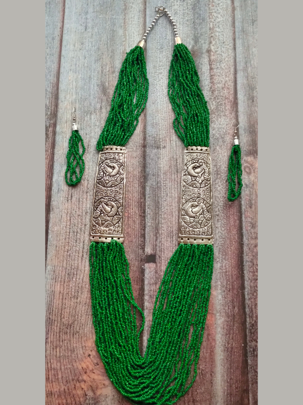Green Beaded Multi Layered Necklace Set with Metal Detailing