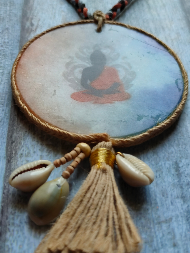 Buddha Printed Pure Marble Necklace Set with Shells and Thread Closure