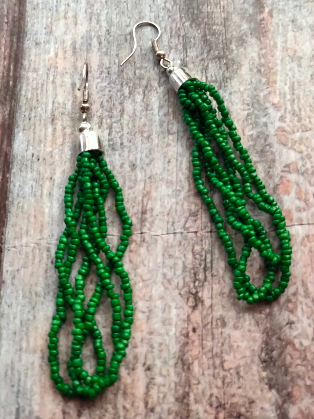 Green Beaded Multi Layered Necklace Set with Metal Detailing