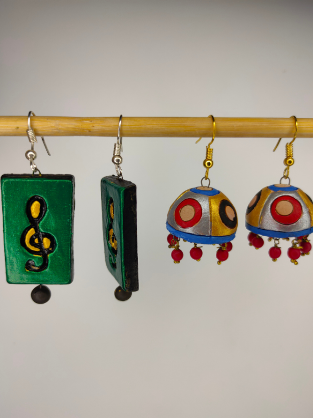 Set of 2 Multicolor Handcrafted Terracotta Clay Earrings