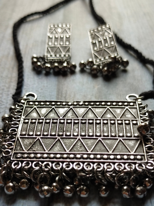 Oxidised Silver Necklace Set with Metal Beads and Thread Closure