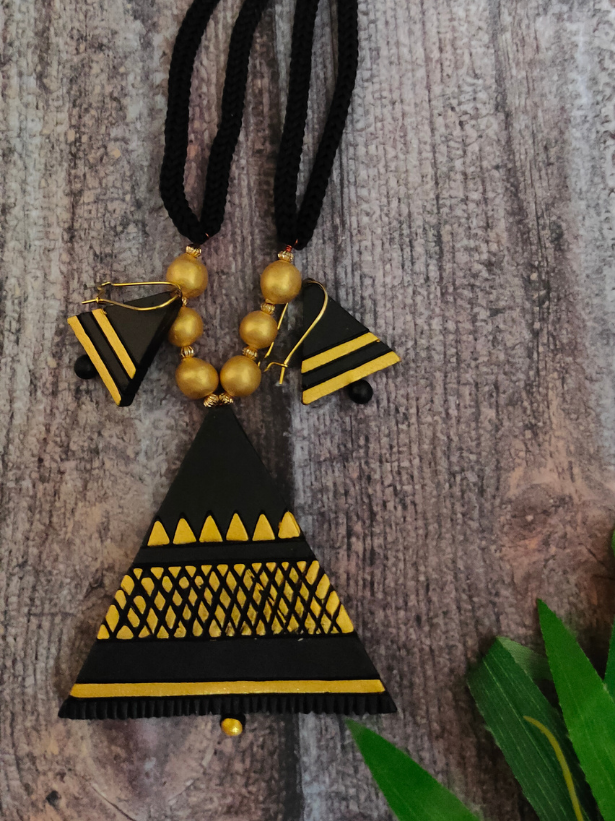 Triangular Terracotta Necklace Set