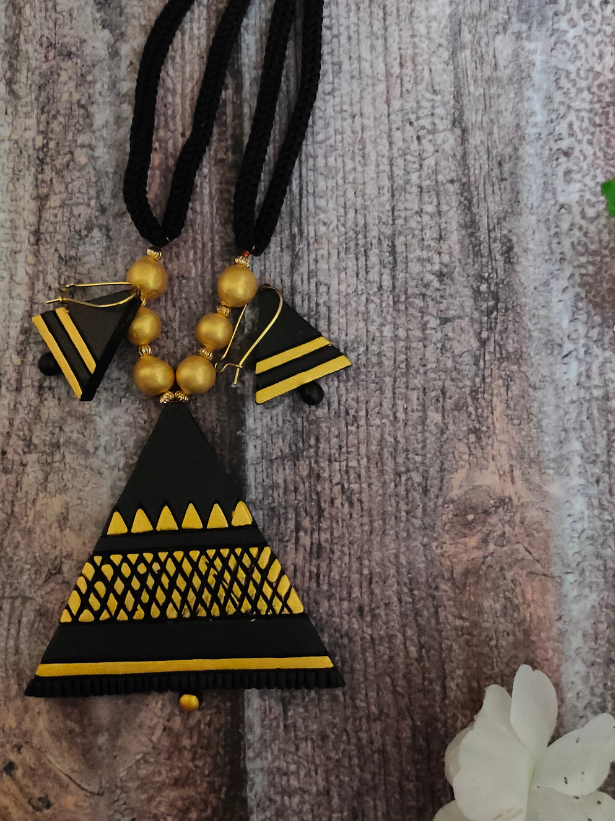 Triangular Terracotta Necklace Set