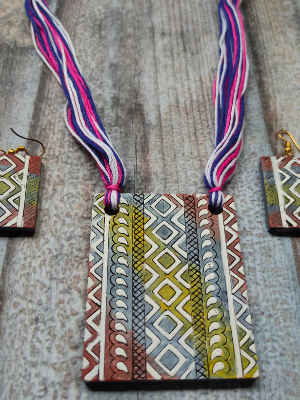 Handcrafted Multi-Color Shaded Clay Necklace Set