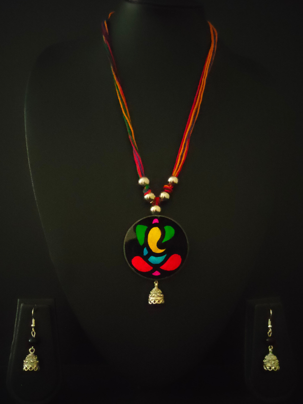 Hand Painted Ganesha on Glass Necklace Set with Thread Closure