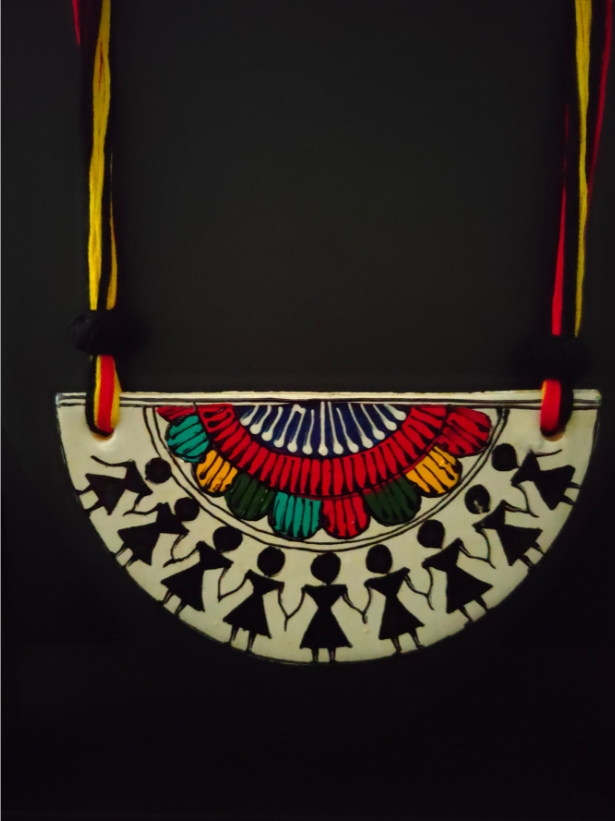 Half Moon Hand Painted Tribal Motifs Thread Closure Ceramic Necklace Set